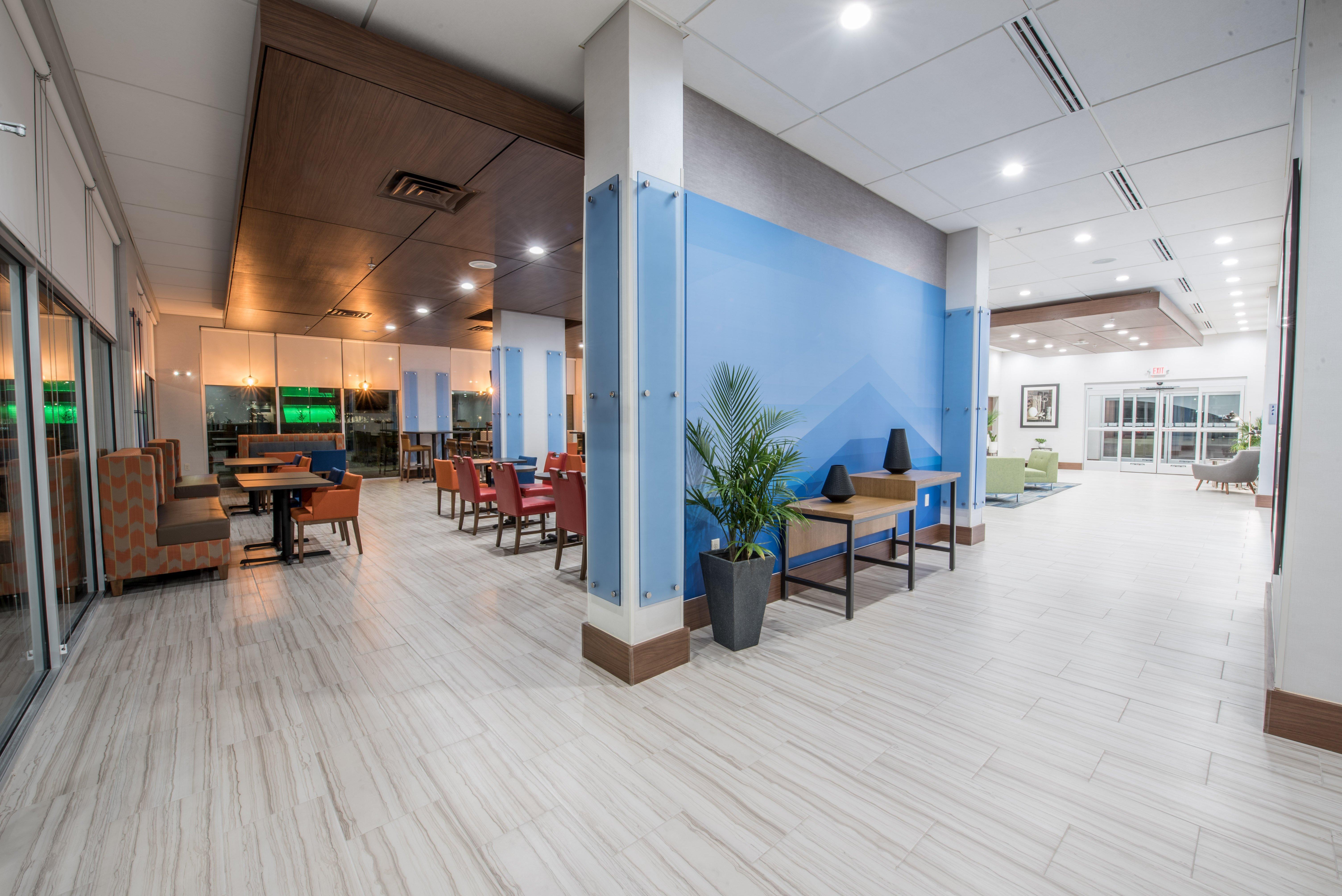 Holiday Inn Express & Suites - Houston Westchase - Westheimer By Ihg Екстериор снимка