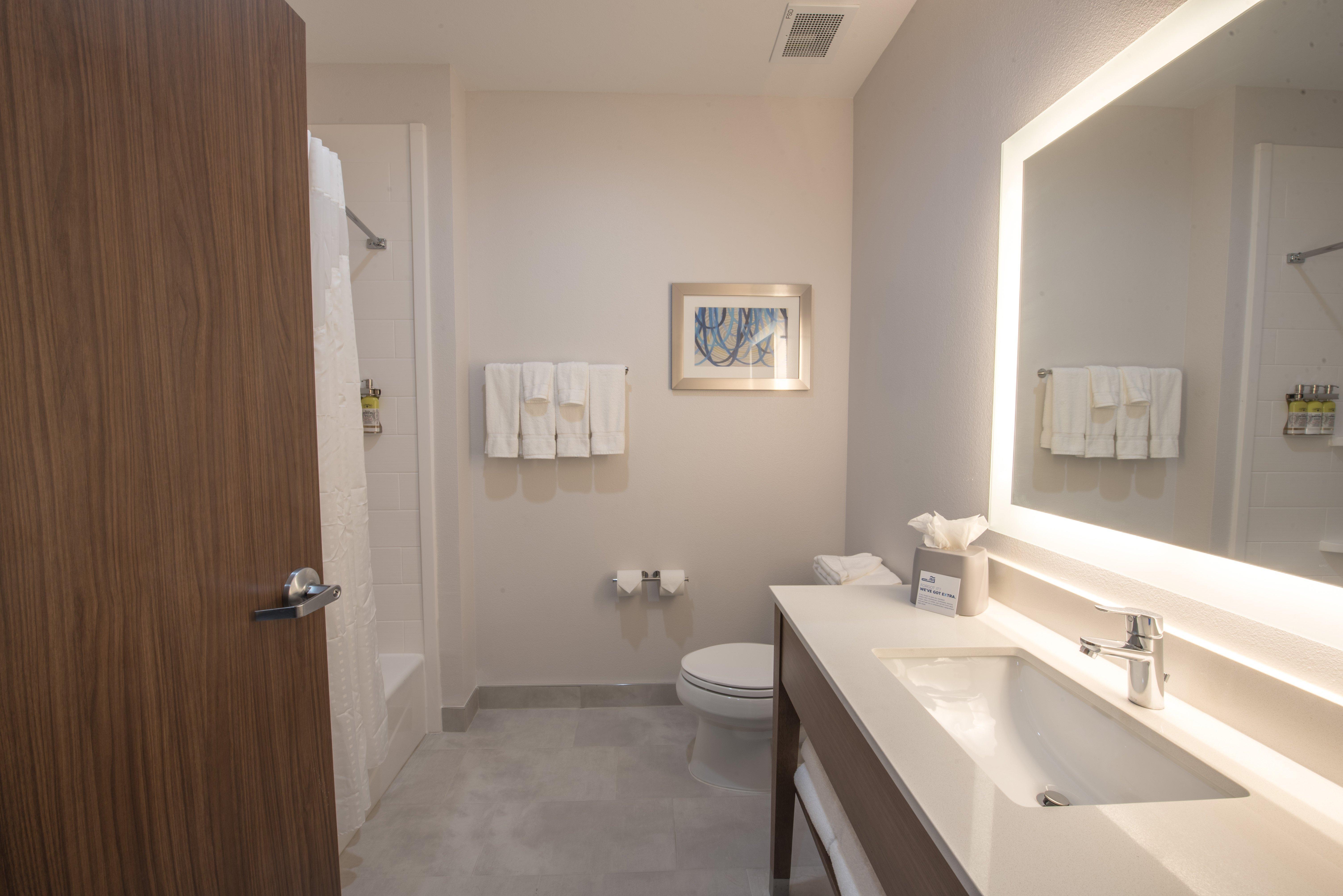 Holiday Inn Express & Suites - Houston Westchase - Westheimer By Ihg Екстериор снимка