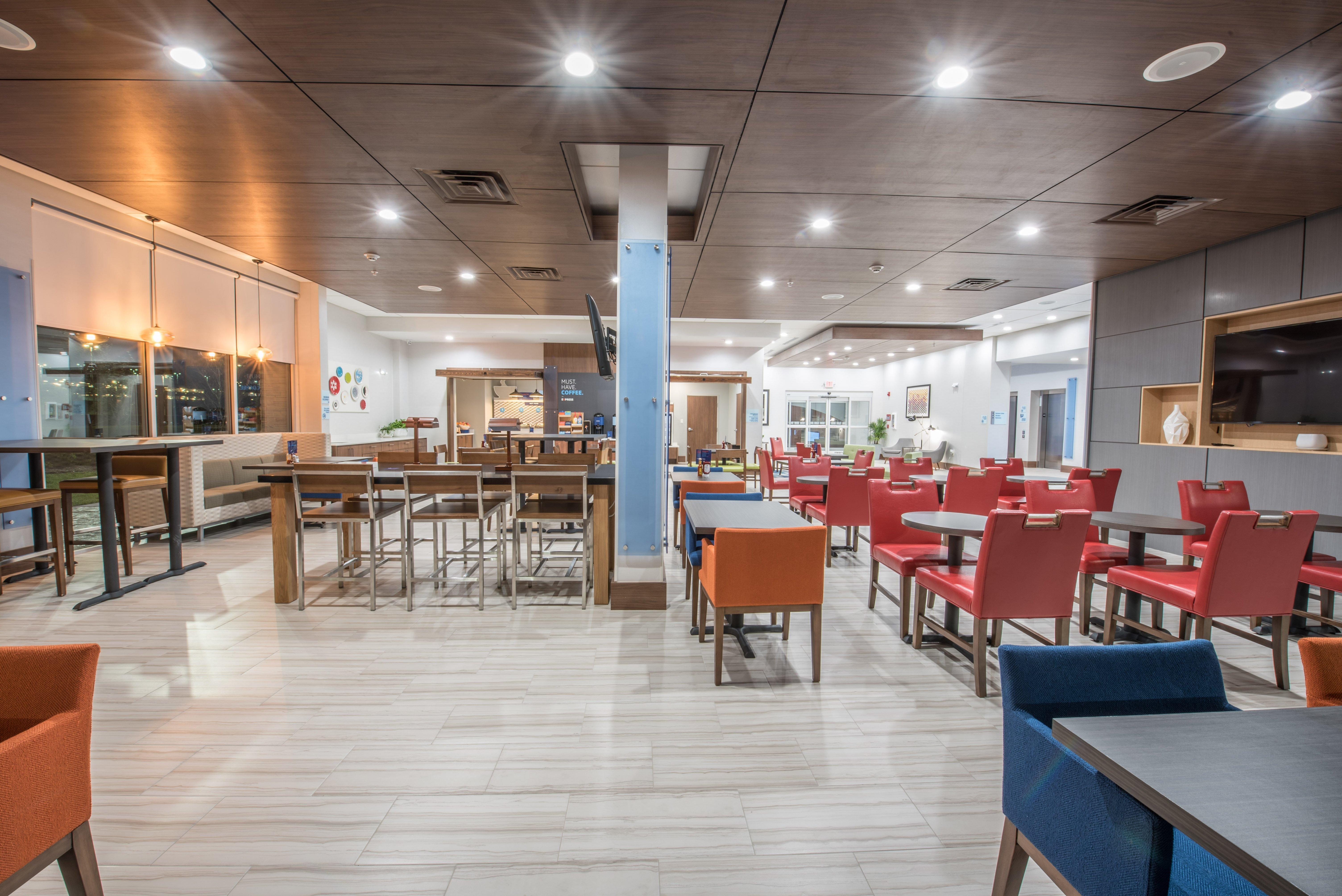 Holiday Inn Express & Suites - Houston Westchase - Westheimer By Ihg Екстериор снимка